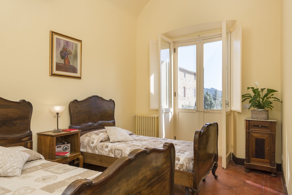 Deluxe Quadruple Room, Terrace photo 2