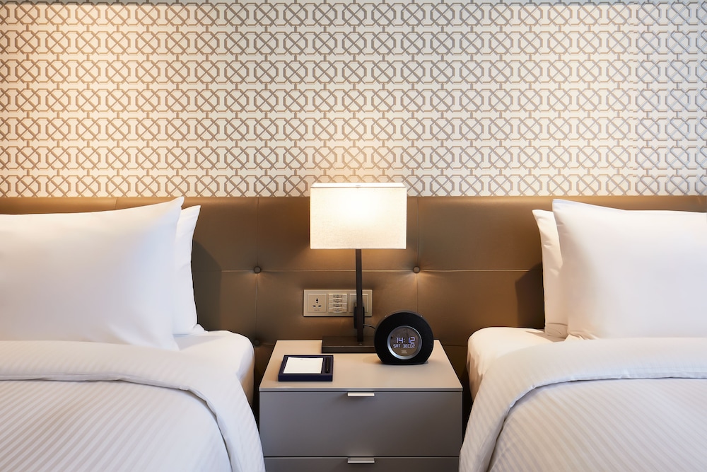 [Jimjilbang PKG] Superior Twin Room (2 Jjimjilbang tickets +1 Shinwha Park BIG3 ticket) 1 per stay
