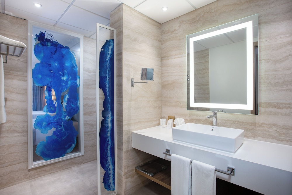 Luxury Room, Garden View - Photo 15