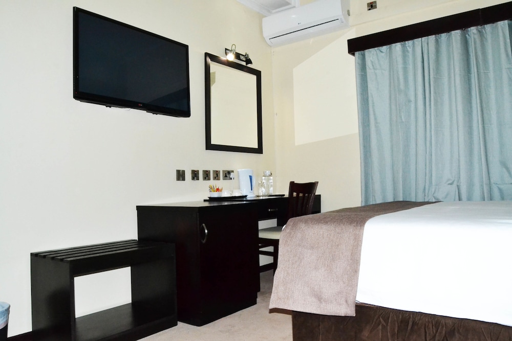Standard Double Room photo 3
