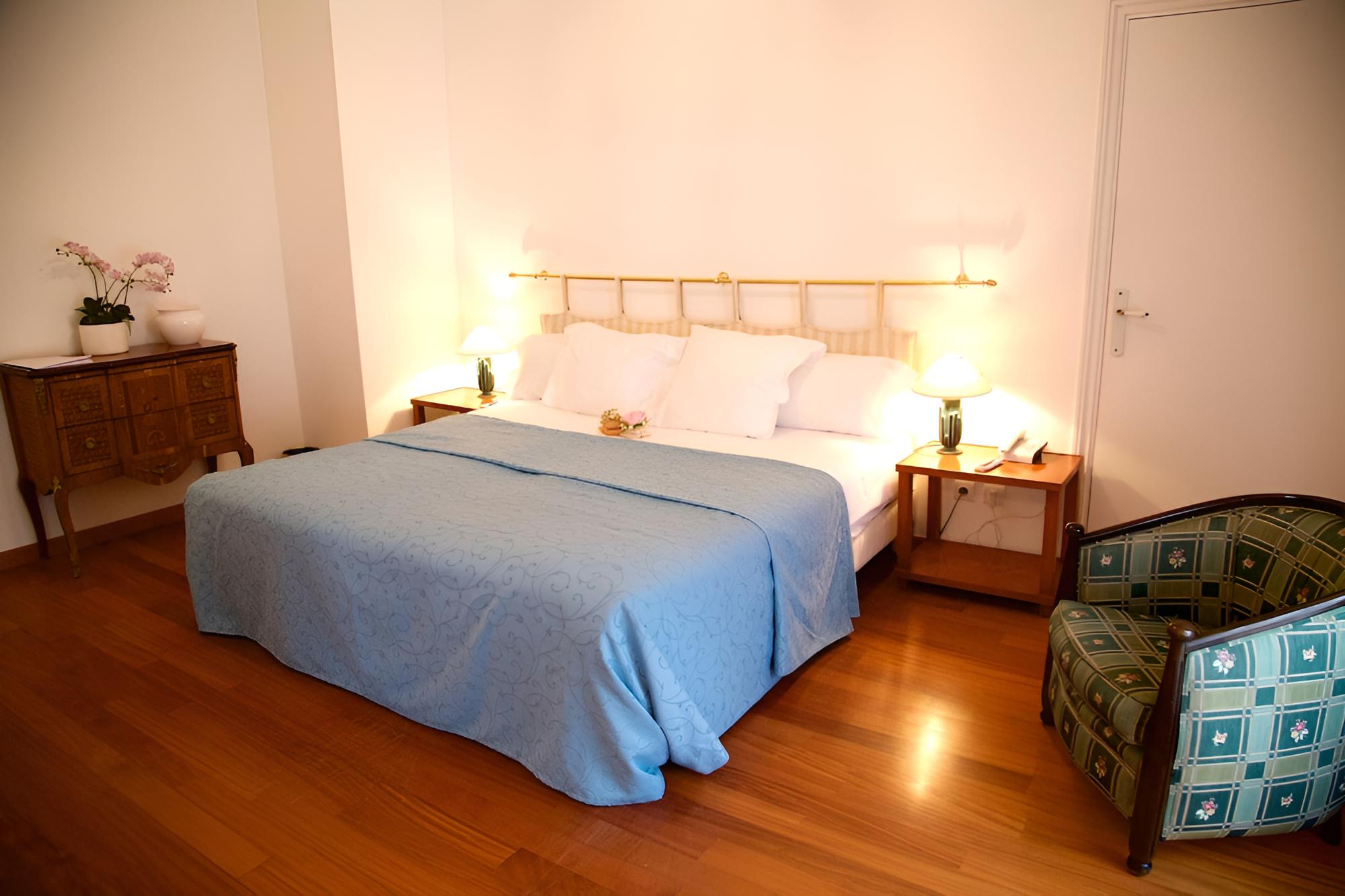 Superior Double or Twin Room photo 2