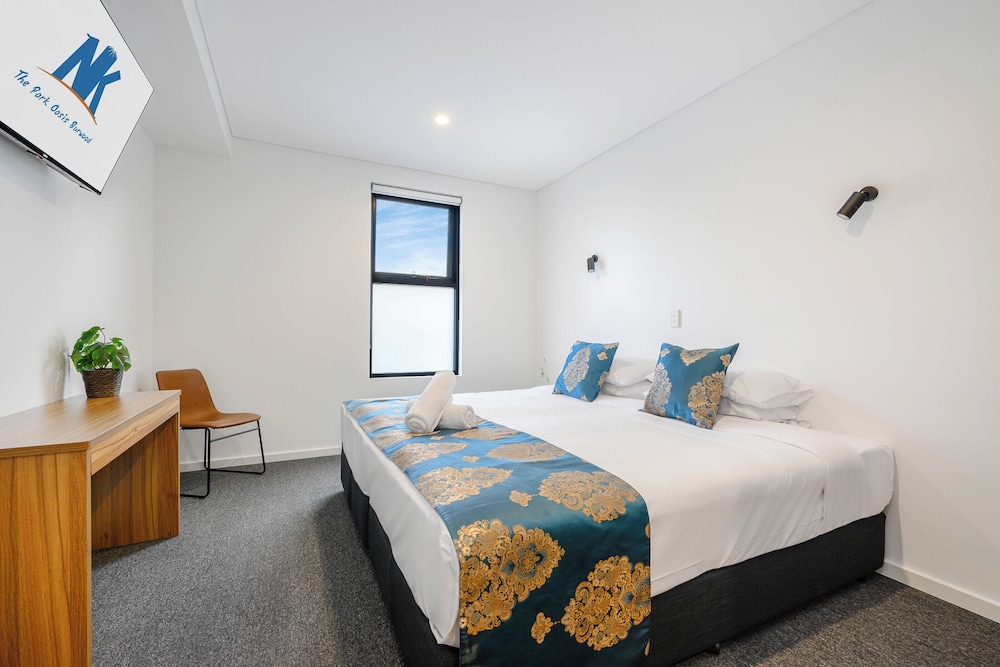 Grand Room, 1 King Bed