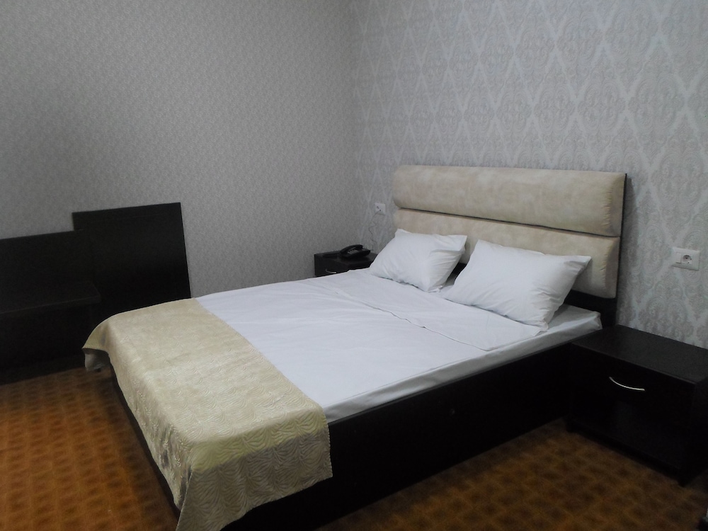 Standard Room, Jetted Tub