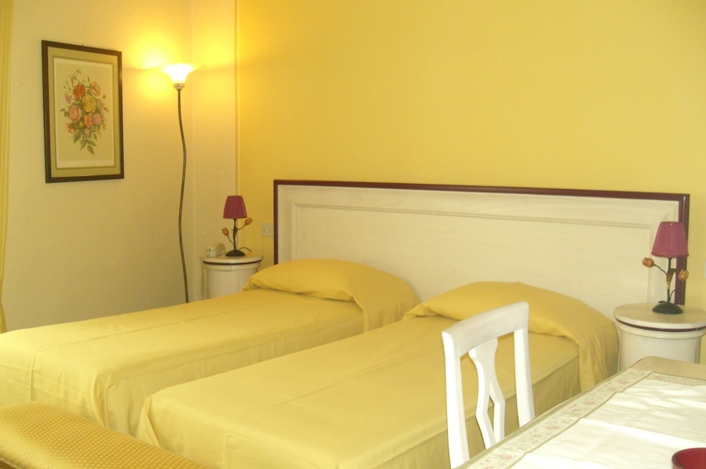 Twin Room photo 1