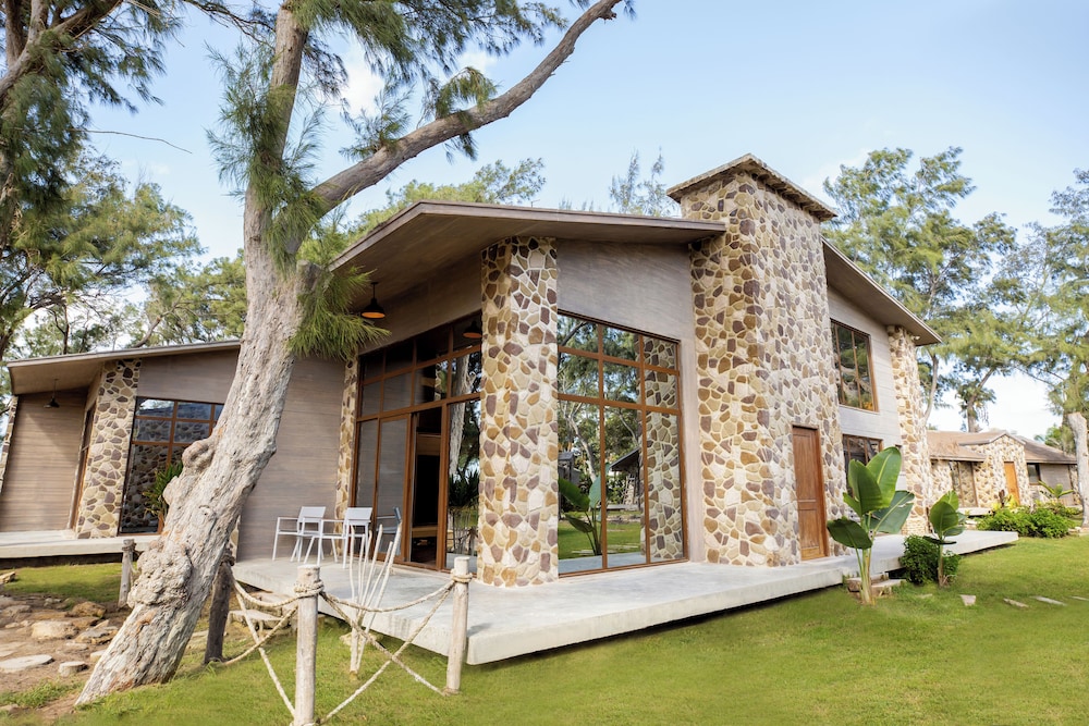 Bungalows Three bedrooms thumbnail 6