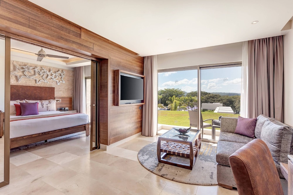 STAR Class Director's Suite Two Bedroom
