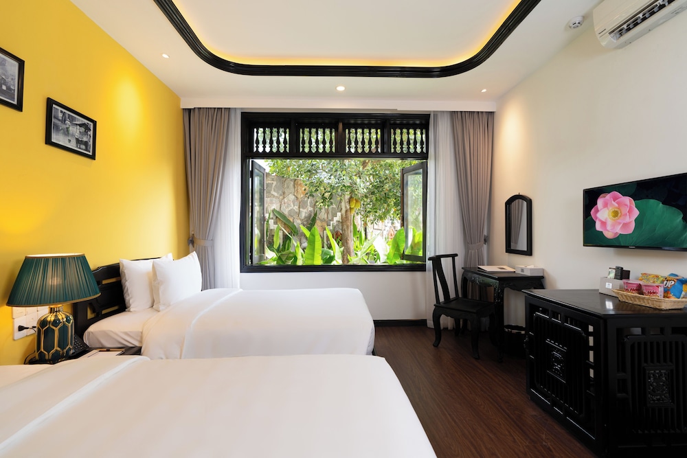Deluxe Twin Room, 2 Twin Beds, Garden View - Photo 5