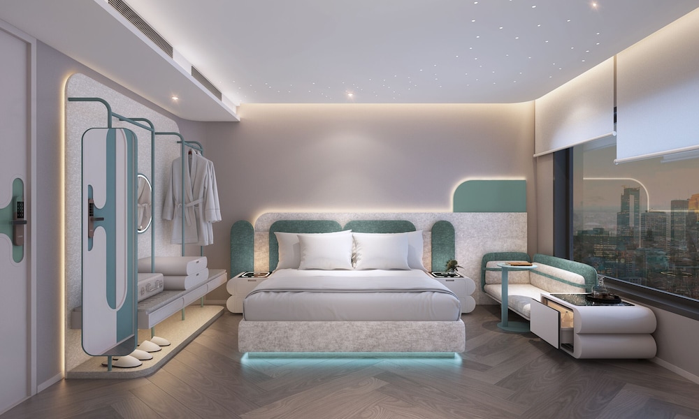 Premium Double City View + Free Minibar