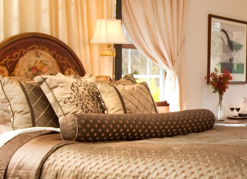 Premium Room, 1 Queen Bed photo 2