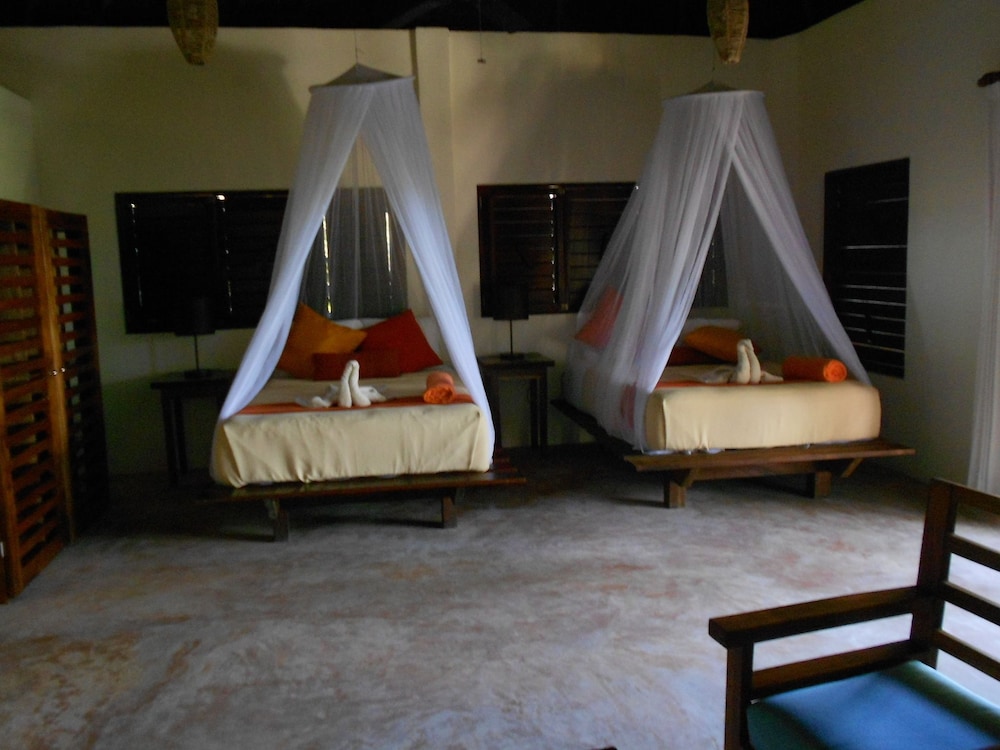 Jungle Cabana upstairs photo 1