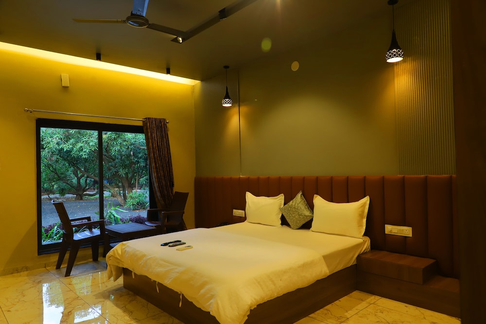 Grand Room photo 1