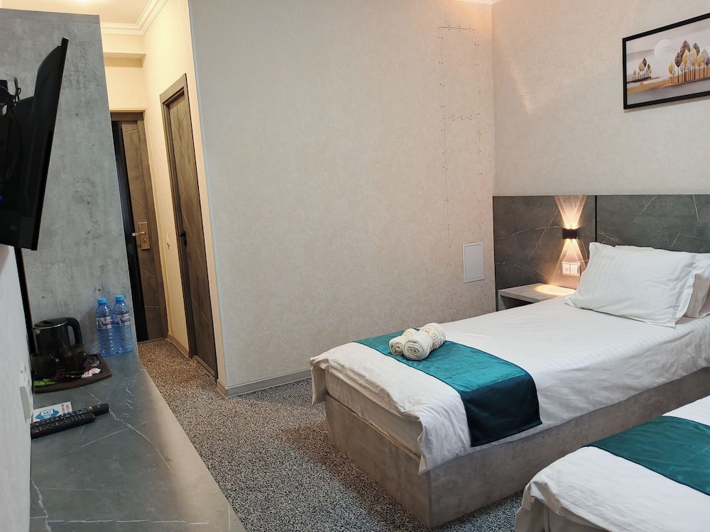 Standard Twin Room, Courtyard View