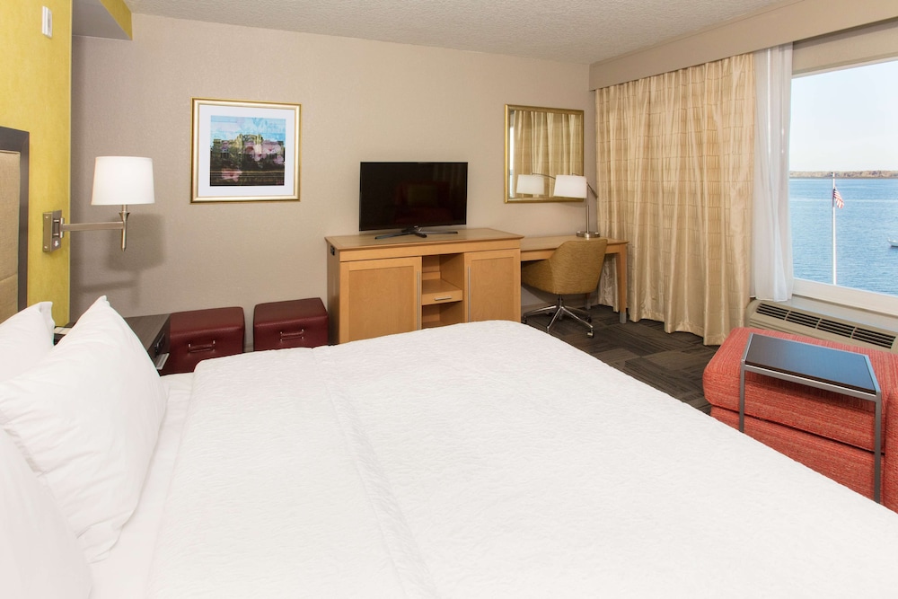Room, 1 King Bed, Accessible, Non Smoking (Water View) photo 2