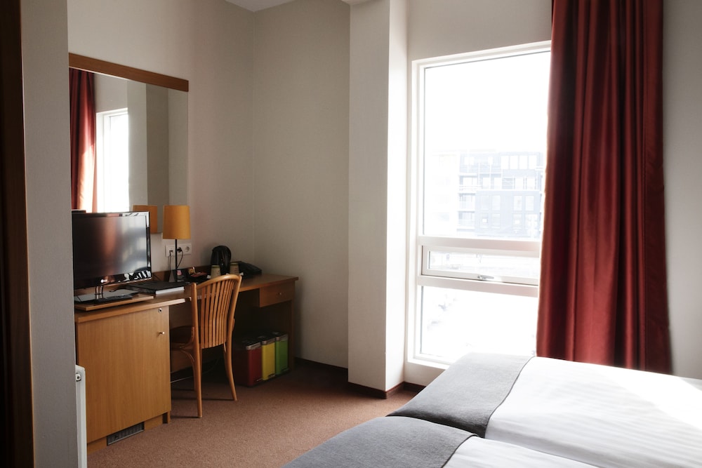 Standard Double or Twin Room - Photo 2