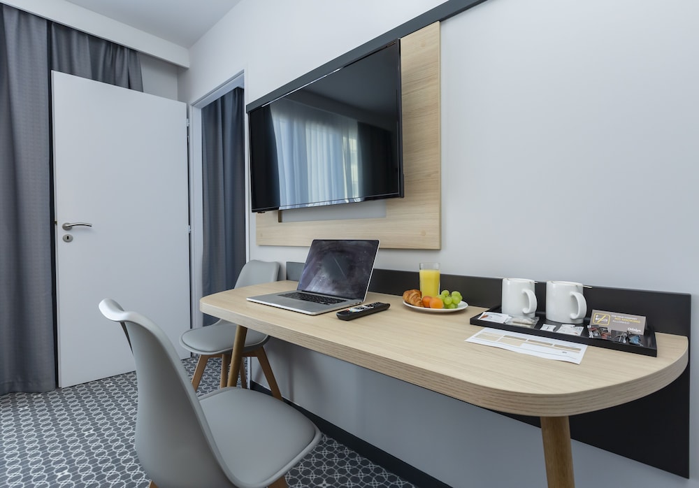 Apartment - Photo 8