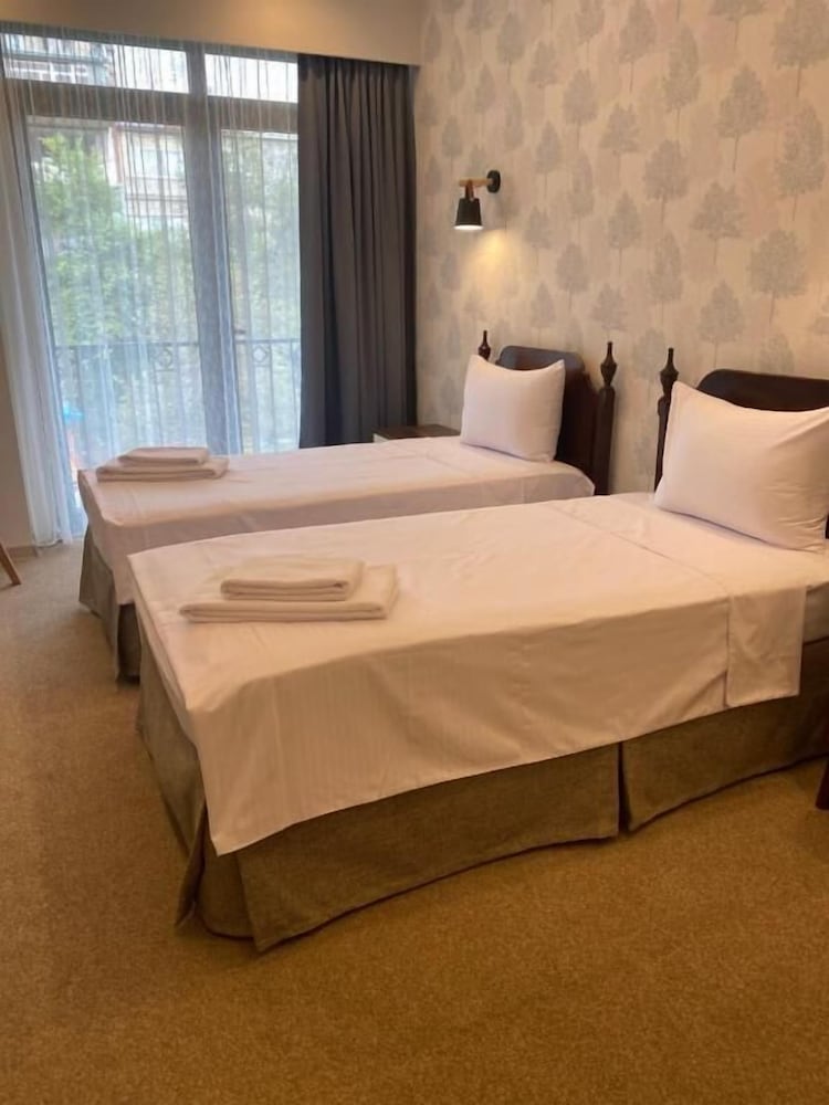 Deluxe Twin Room, 2 Twin Beds, Garden Area