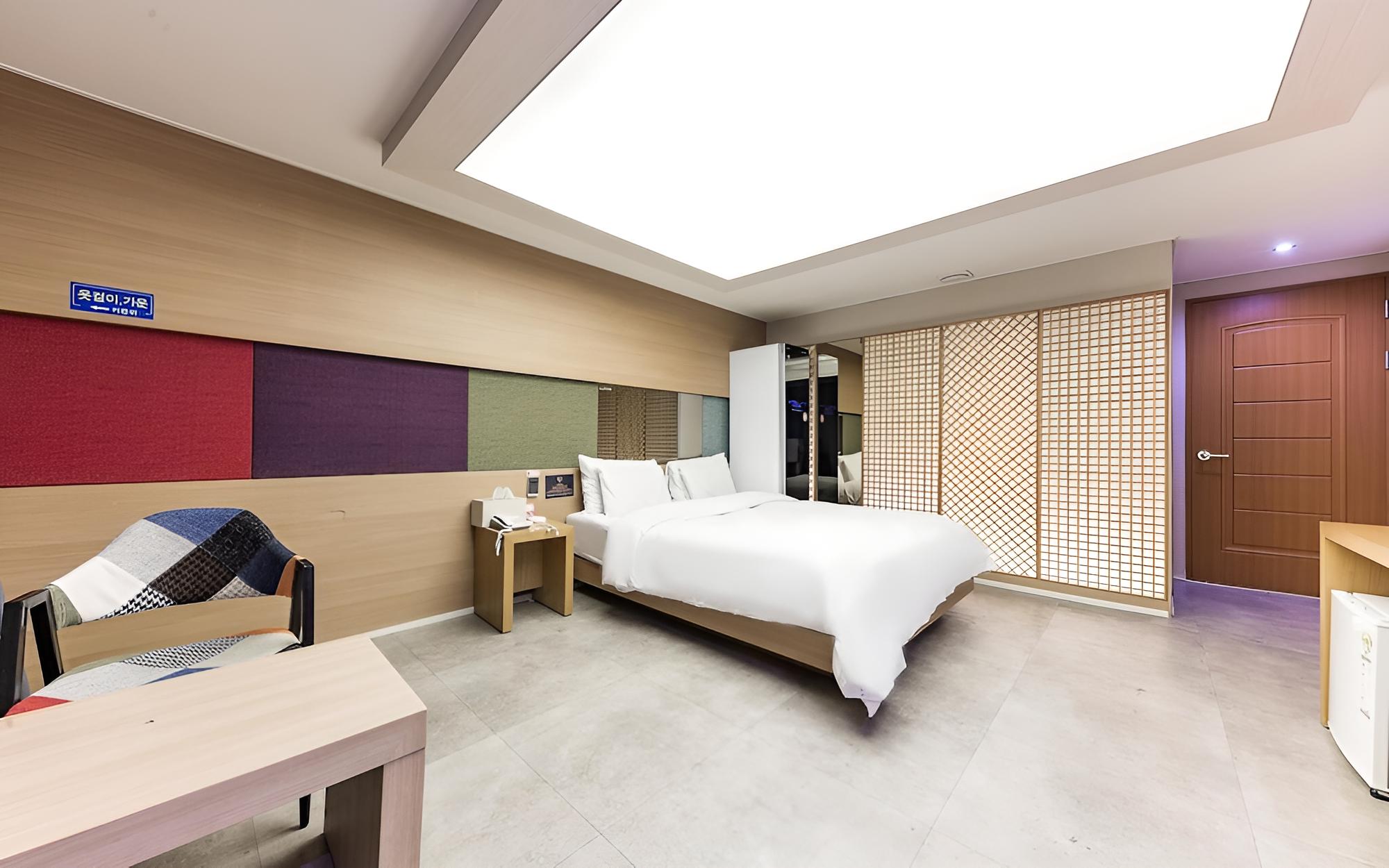 Room (Dress Styler Room (LG Trom Styler)(Ai) - Photo 3