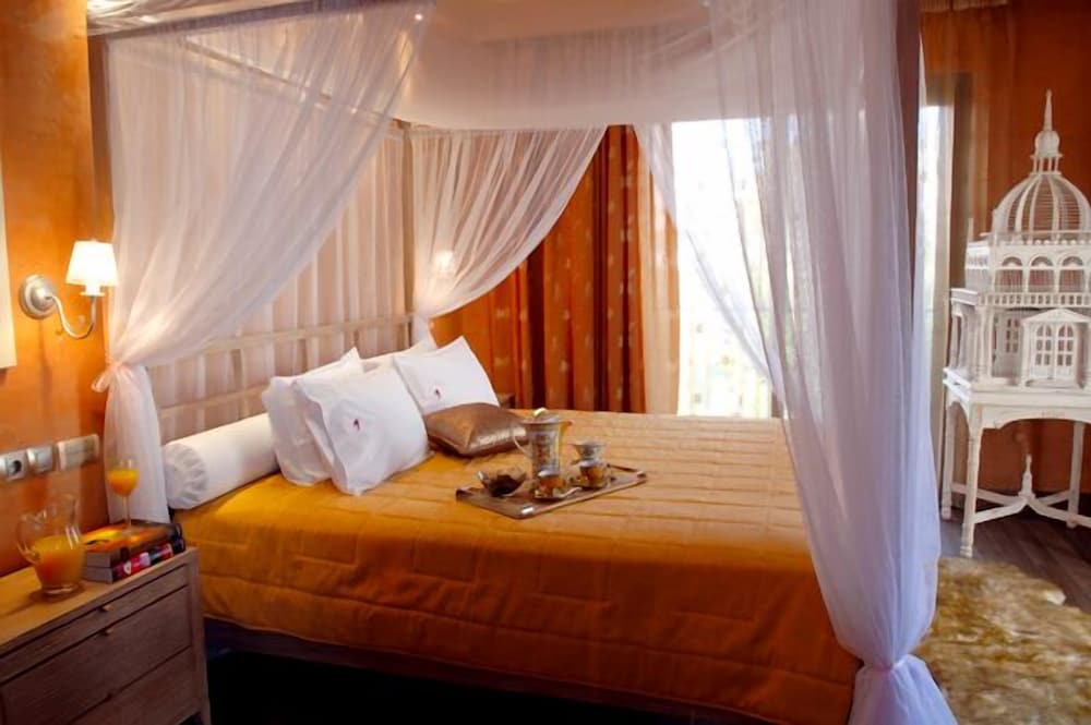 Junior Suite with Spa Bath and Balcony photo 1