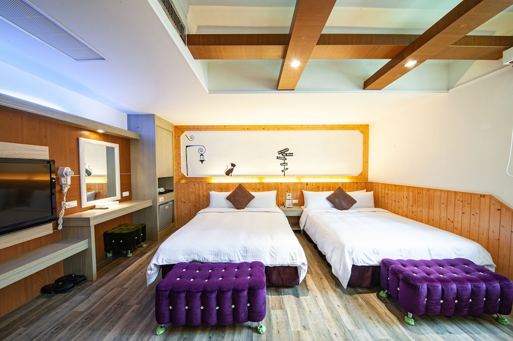 Royal Suite photo 2
