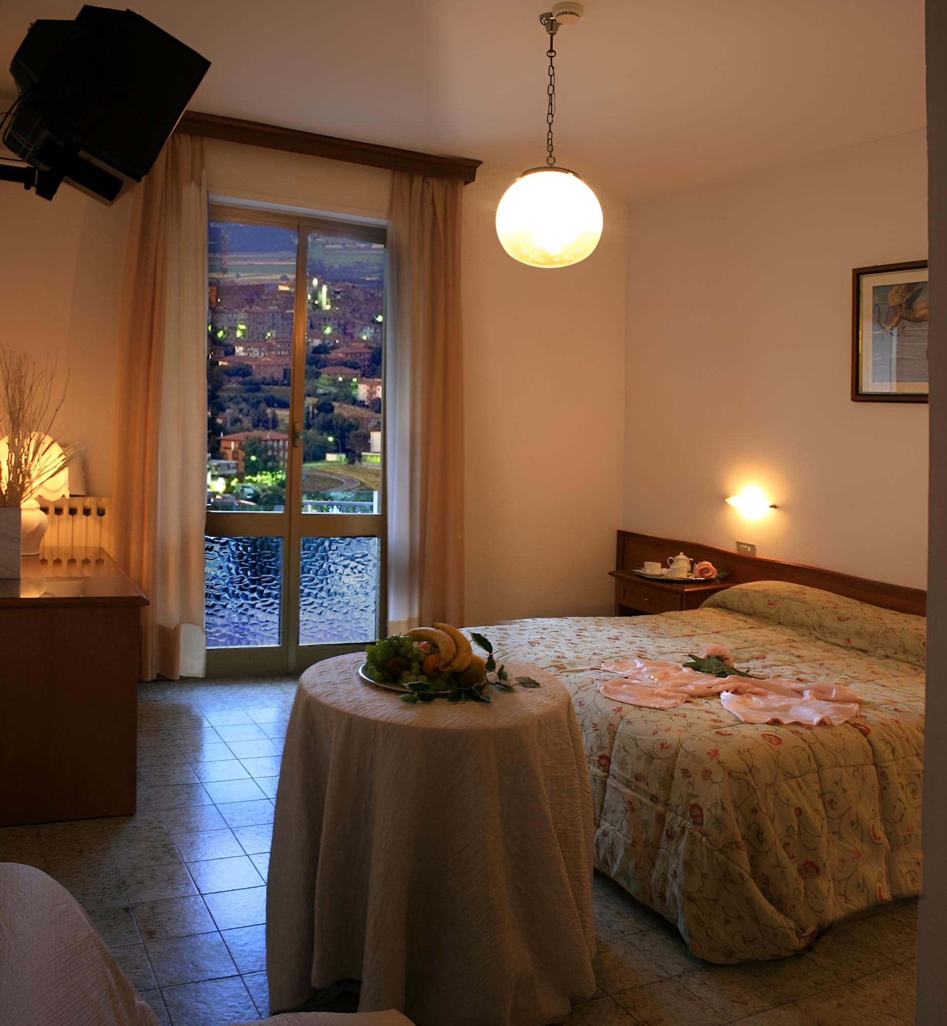 Triple Room photo 2