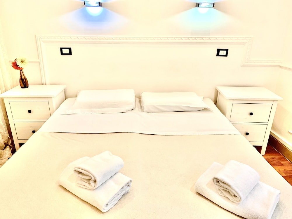 Economy Double Room photo 2