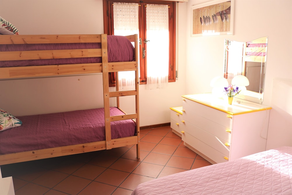 Apartment, 1 Bedroom, Balcony, Garden View photo 2