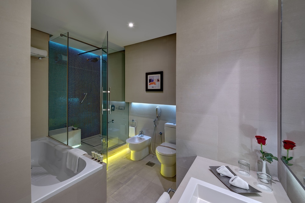 Superior Twin Room, City View photo 2