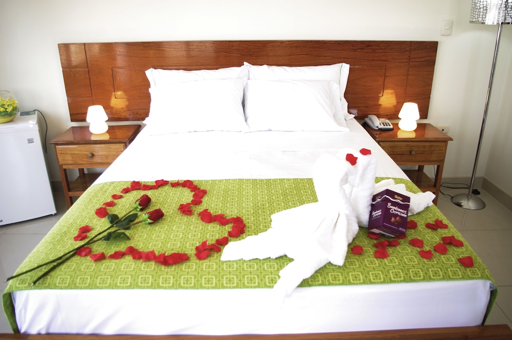 Panoramic Room, 1 Queen Bed, Balcony, Park View