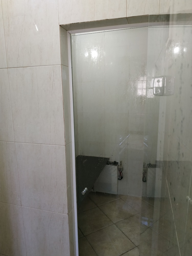 Premium Twin Room, 1 Queen Bed, Jetted Tub, Hill View photo 3
