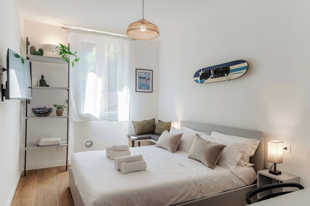 Basic Double Room