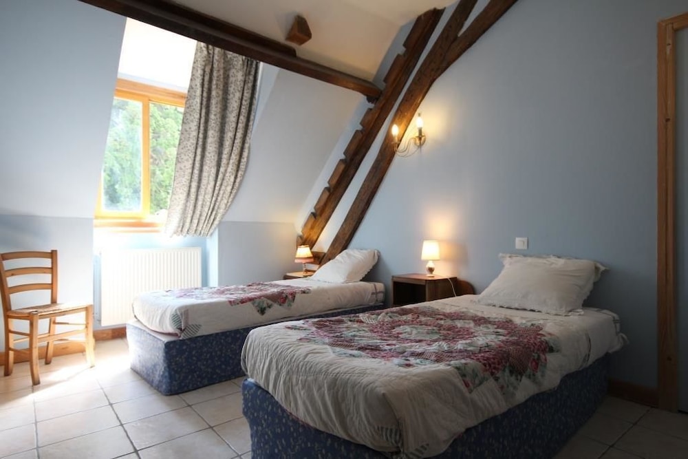 Standard Twin Room photo 1