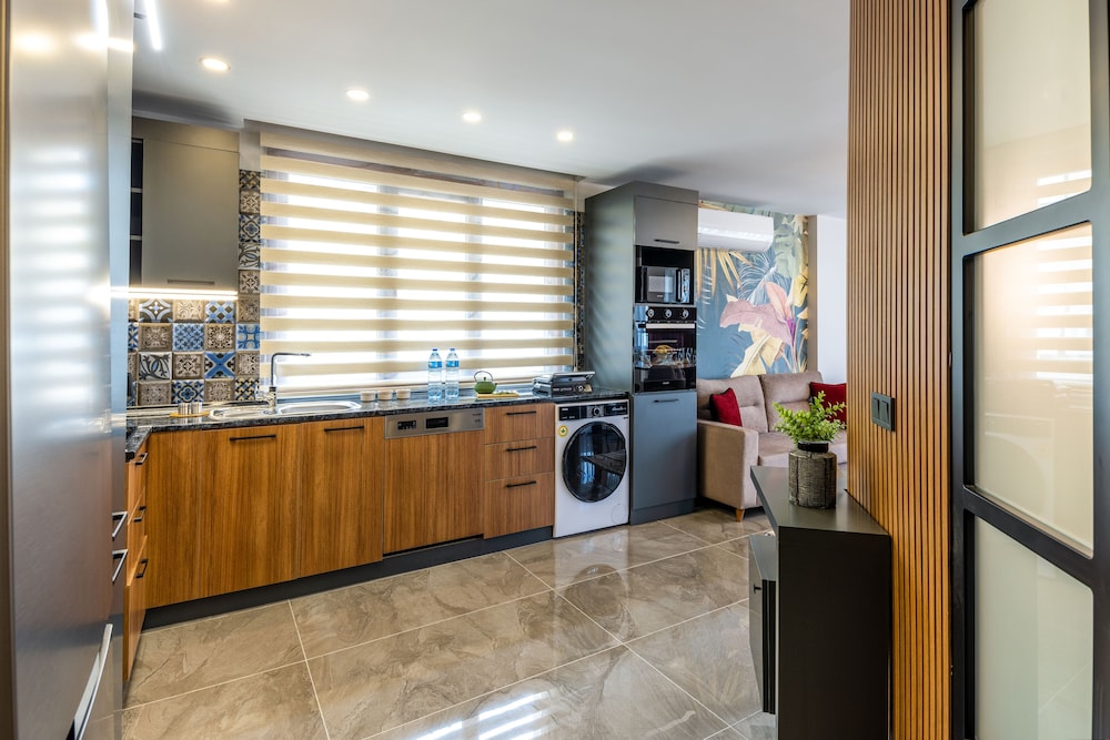 Luxury Apartment, 1 Bedroom, Balcony photo 2