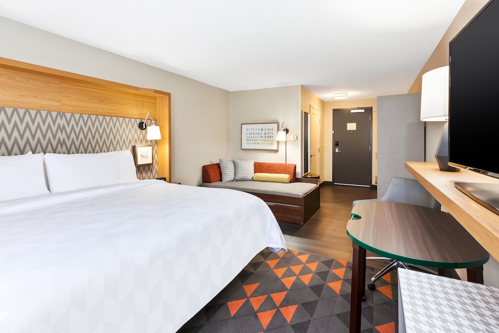 Standard Room, Multiple Beds photo 1