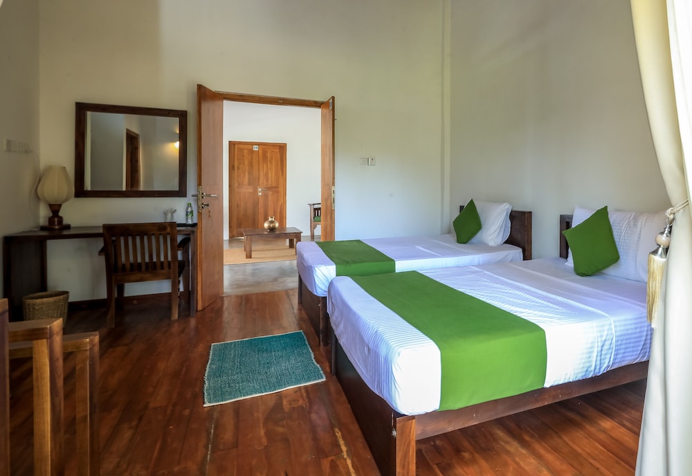 Standard Twin Room photo 1