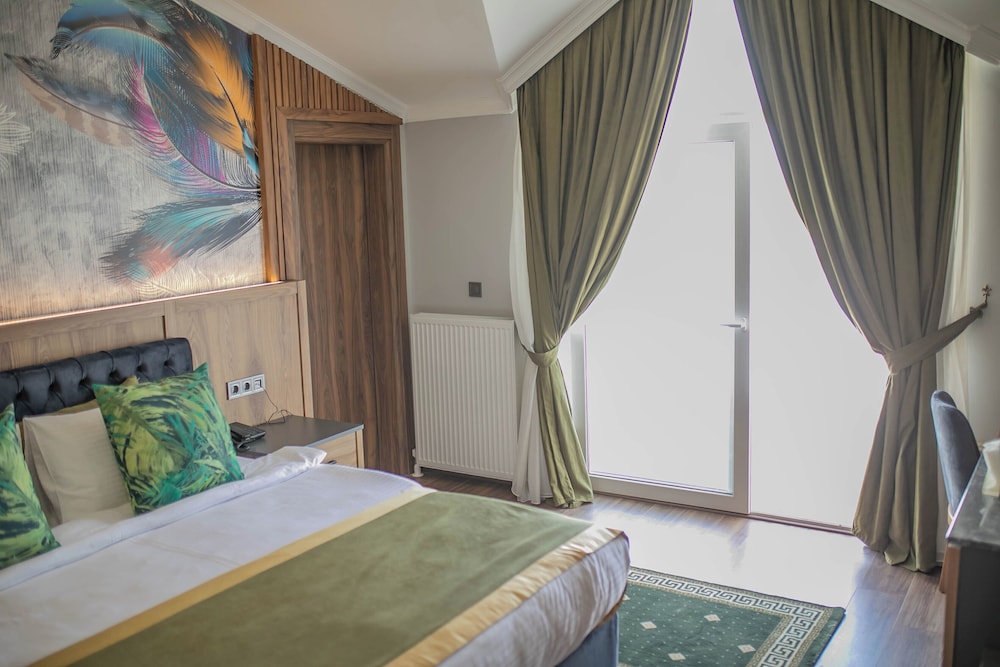 Junior Room
