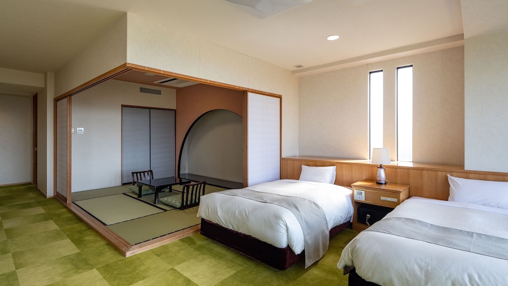 Economy Japanese-Western-Style-Room with 6 Tatami mats - Shared Bathroom - Non-Smoking - Photo 1