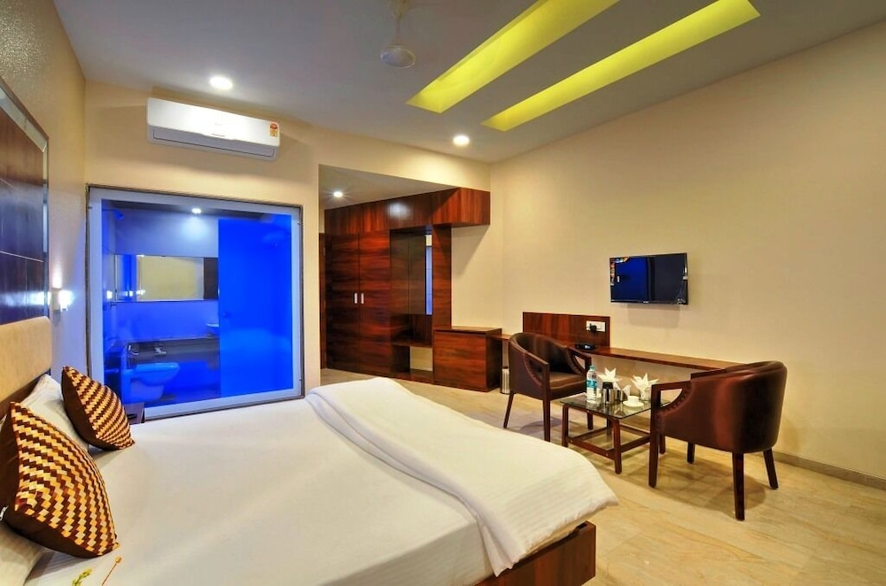 Deluxe Room - Photo 1