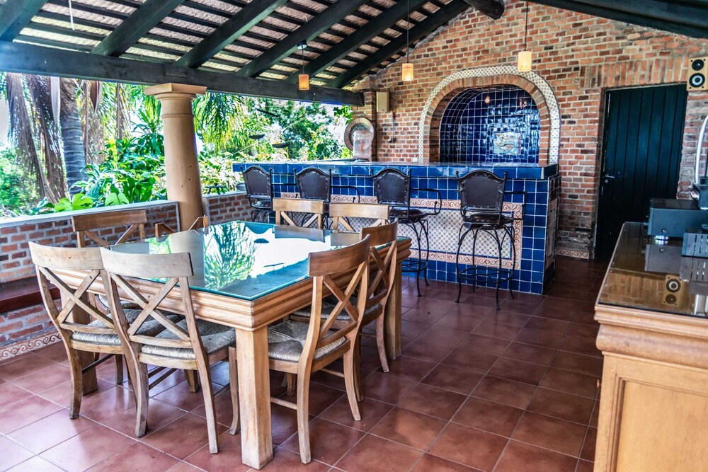 Panoramic Villa photo 3