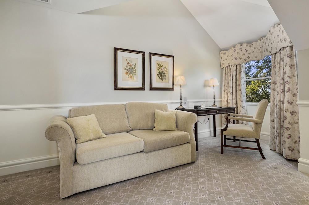 Executive Room, 1 King Bed photo 3