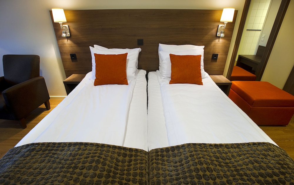 Superior Room, 2 Twin Beds, Non Smoking photo 1