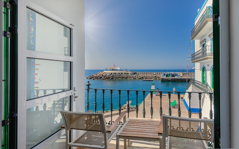 Double Room, Balcony, Sea View photo 3