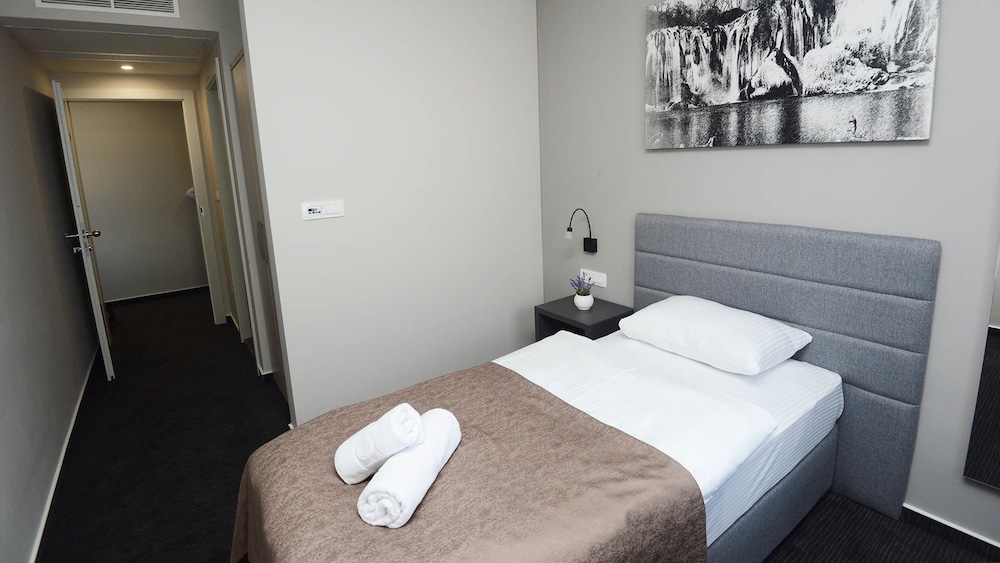 Deluxe Single Room photo 2