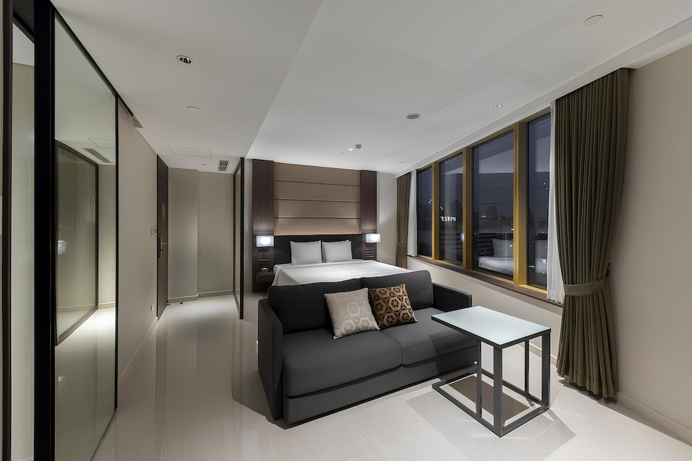 Grand Deluxe Room photo 2