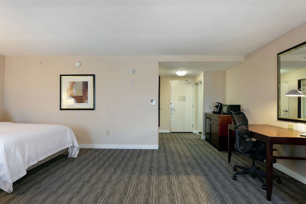 Room, 2 Queen Beds, Accessible - Photo 3