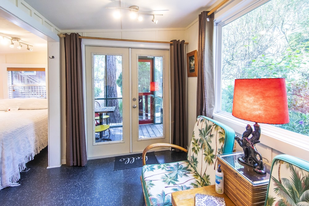 Comfort Cottage (Woodpecker)
