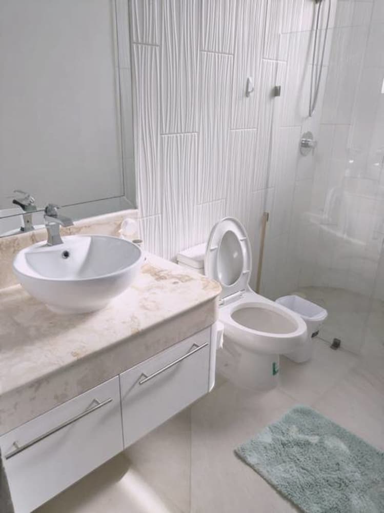 Luxury Apartment, 3 Bedrooms, Non Smoking photo 2