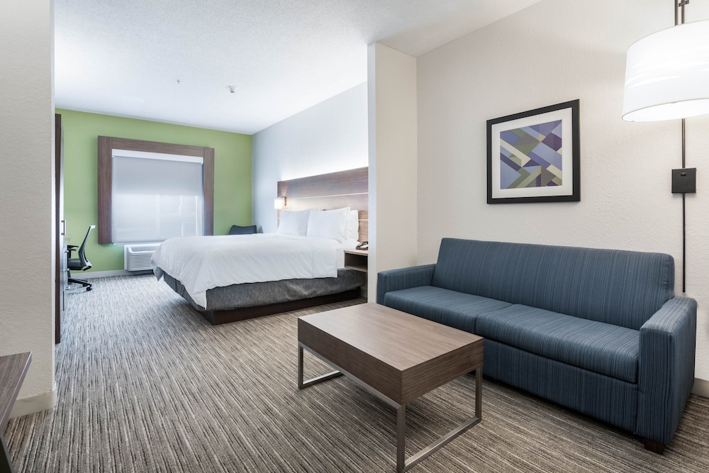 Suite, 2 Queen Beds (Additional Living Area) - Photo 4