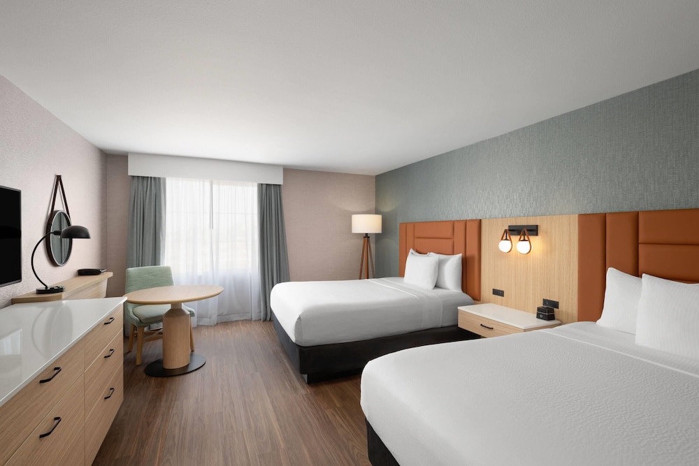 Two Room Family Suite, 1 Bedroom, Non Smoking photo 2