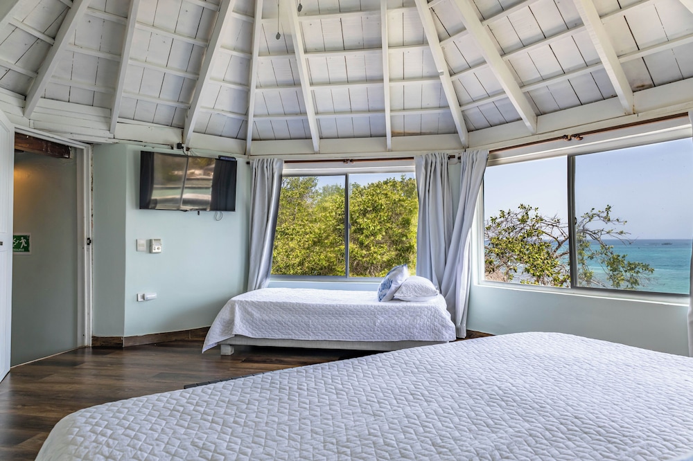 Panoramic Triple Room, Ocean View