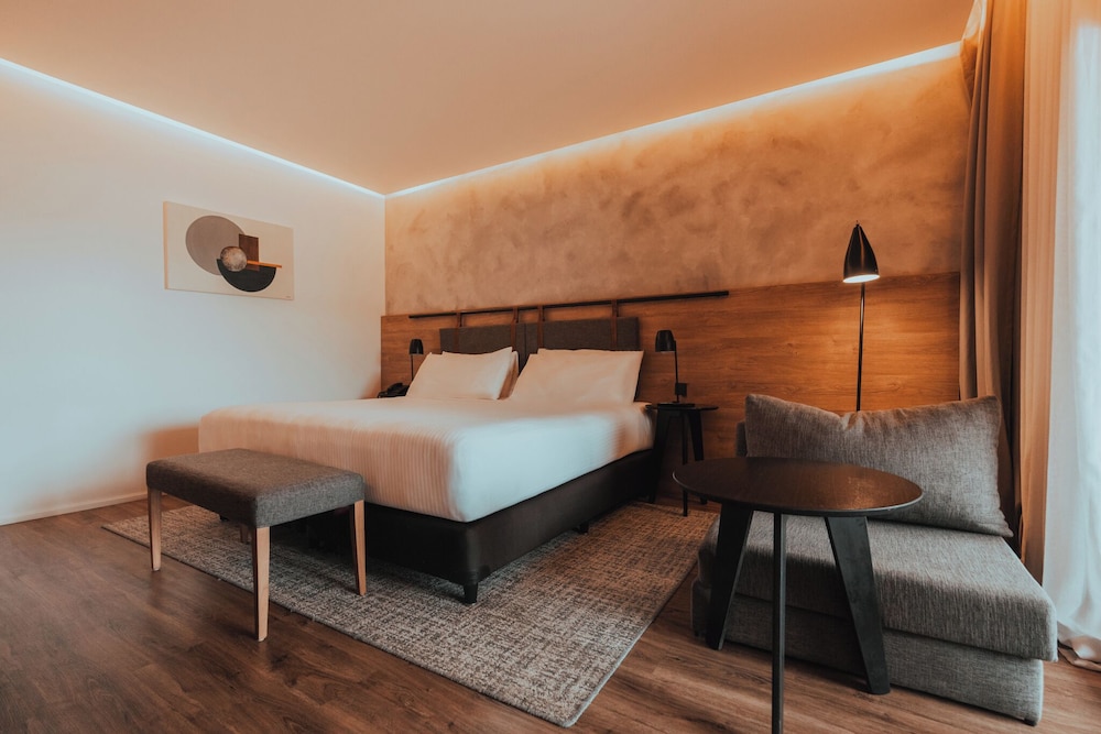 Grand Room, 1 King Bed (Grand View)